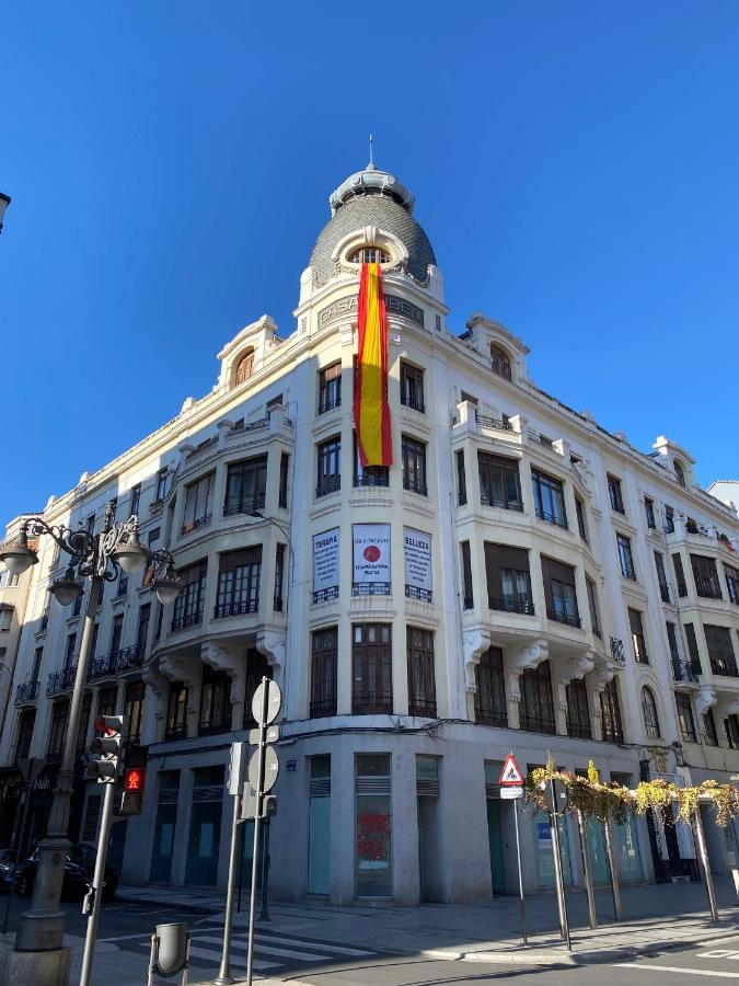 Suites Casa Luben León Eksteriør bilde