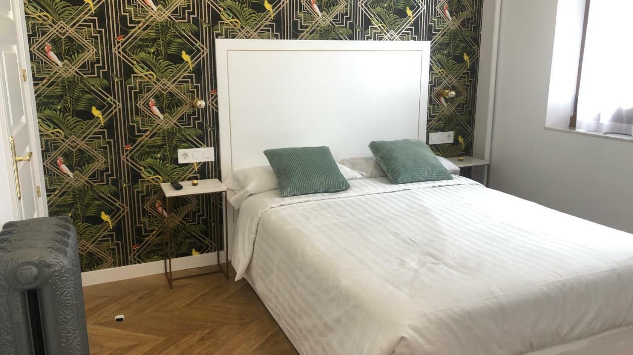 Suites Casa Luben León Eksteriør bilde